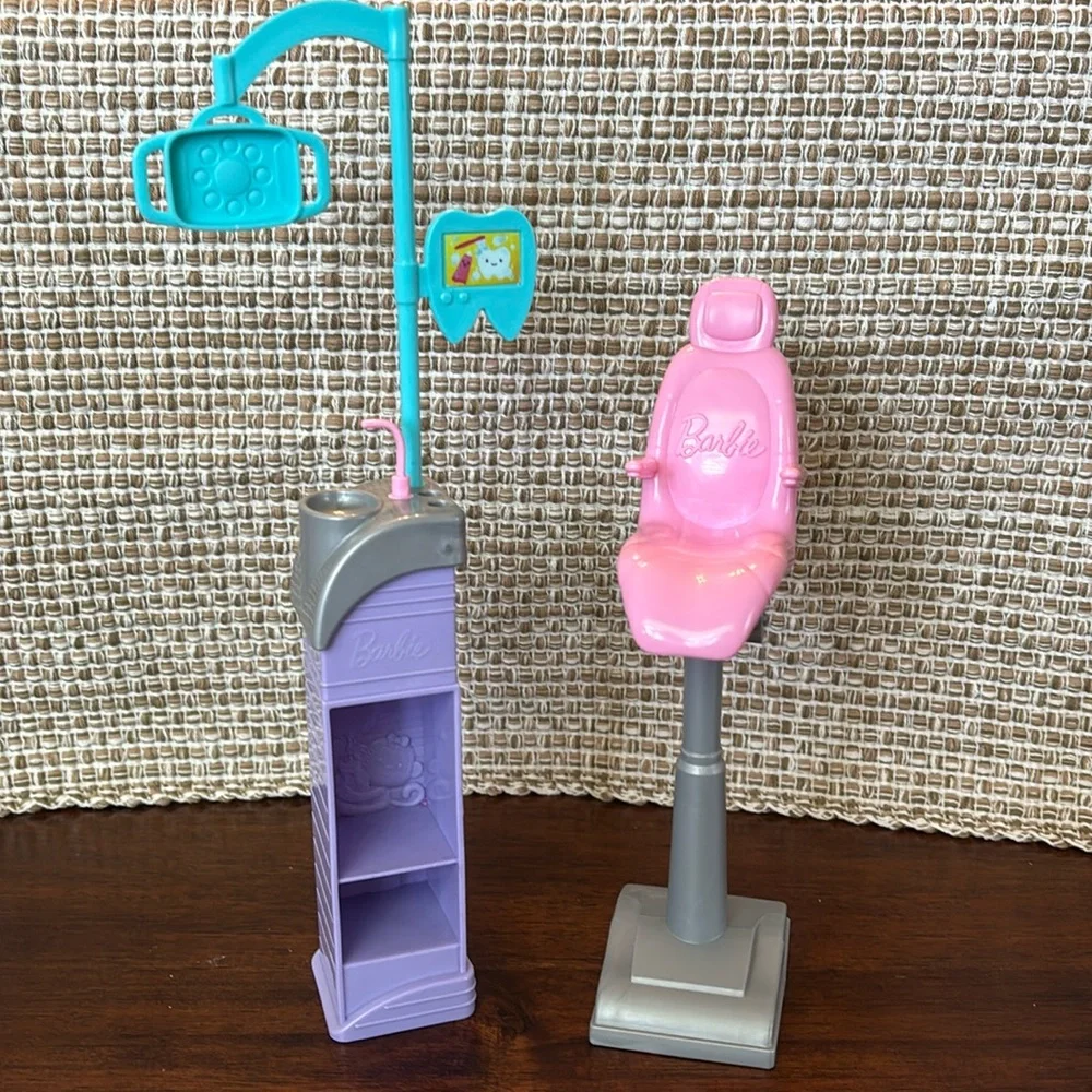 Barbie Dentist Chair & Accessory